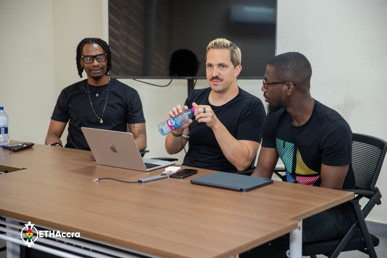 hackathon_image-8