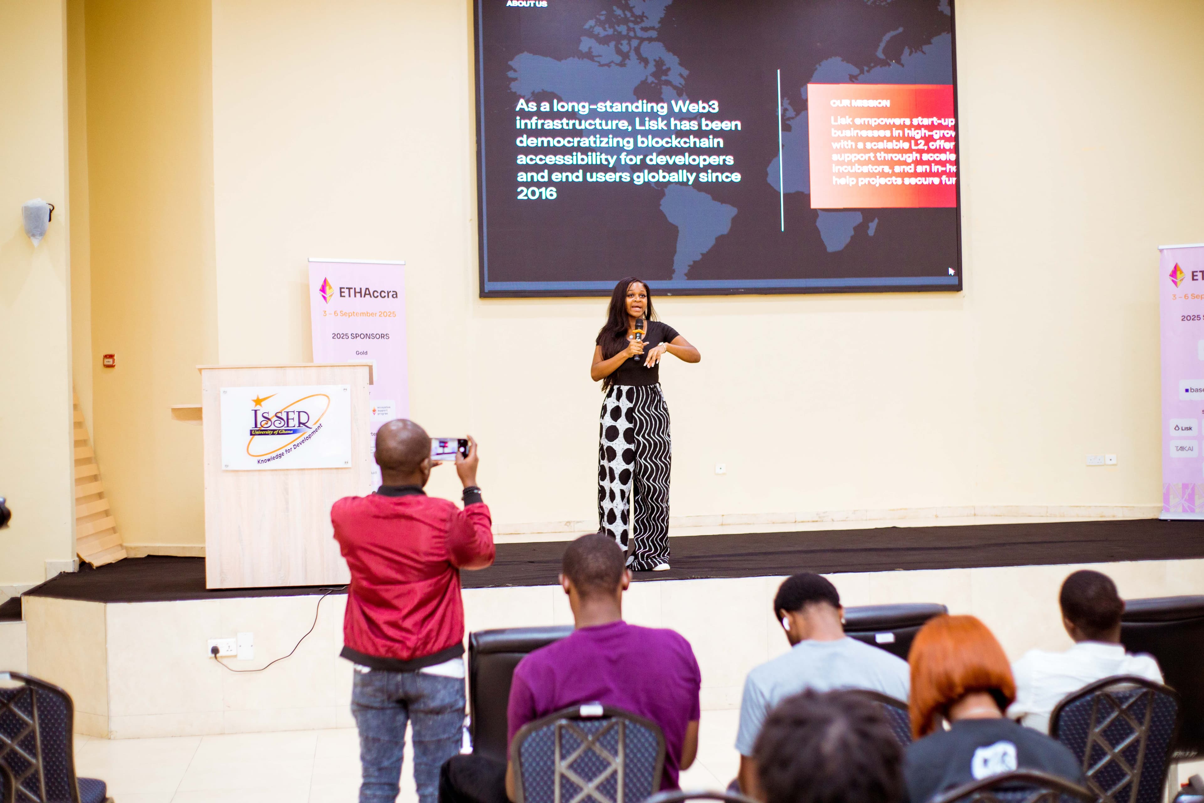 hackathon_image-35